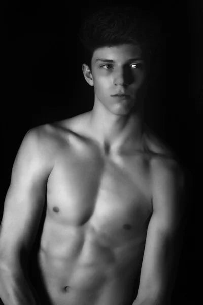 files/depositphotos_106484558-stock-photo-shirtless-young-boy.webp